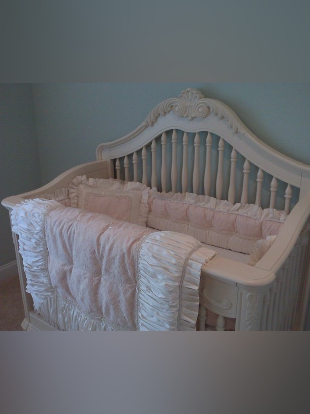 Nava’s Design Cream and Pink Kids Quilt for Crib